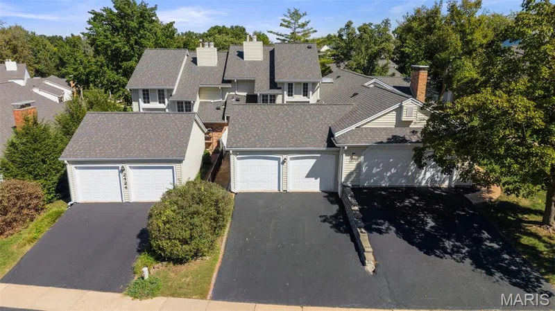 2428 Claymoor Drive, Chesterfield, MO 63017 — listing photo 37 of 46