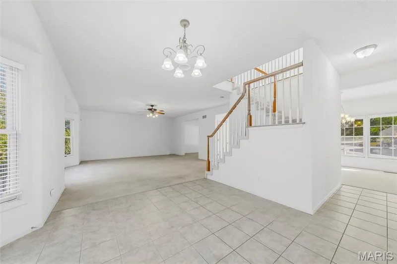 524 Hartford Valley Drive, Wentzville, MO 63385 — listing photo 18 of 85