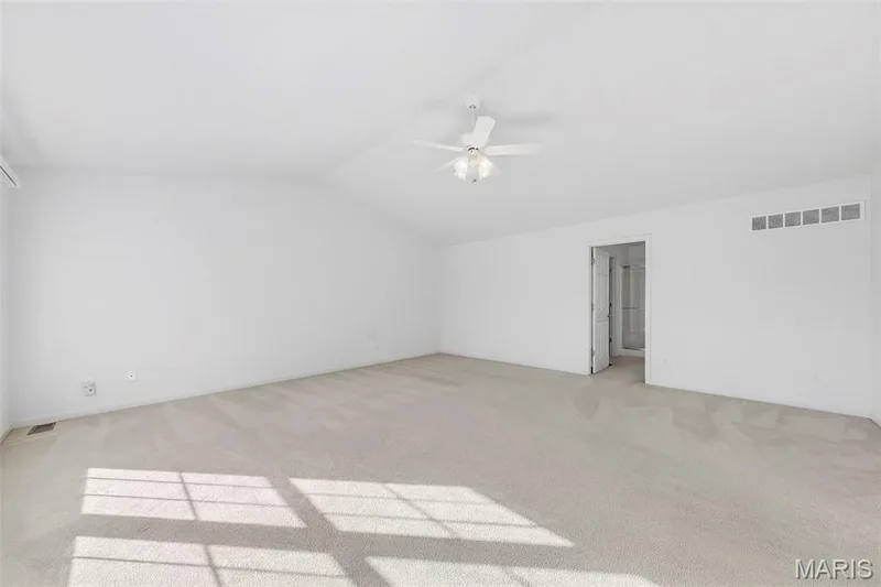 524 Hartford Valley Drive, Wentzville, MO 63385 — listing photo 41 of 85