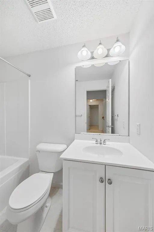 524 Hartford Valley Drive, Wentzville, MO 63385 — listing photo 53 of 85