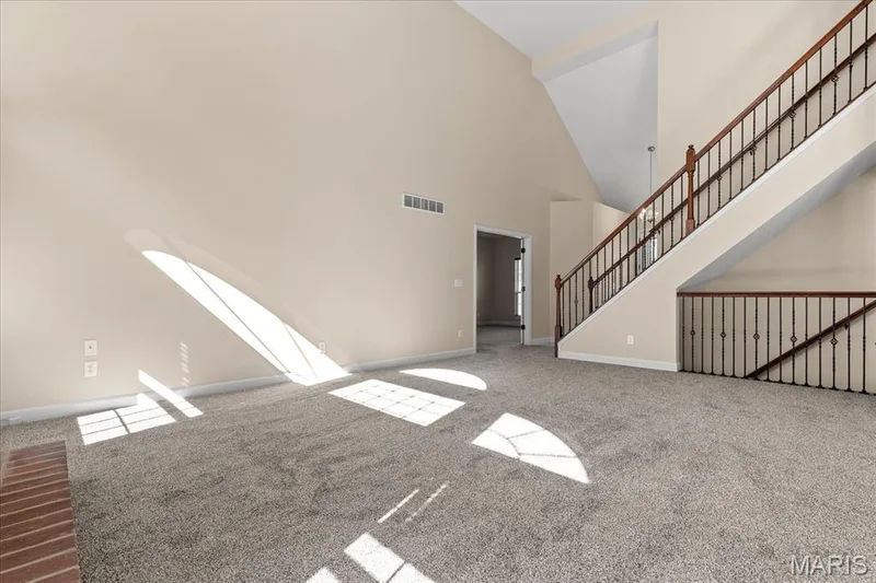 2221 Homefield Grove Drive, O'Fallon, MO 63366 — listing photo 4 of 38