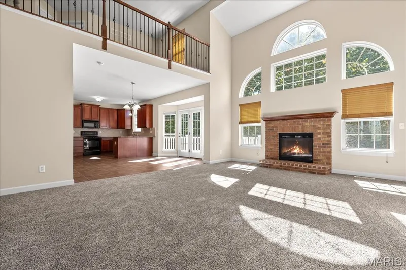2221 Homefield Grove Drive, O'Fallon, MO 63366 — listing photo 6 of 38