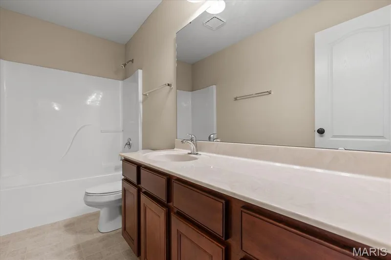 2221 Homefield Grove Drive, O'Fallon, MO 63366 — listing photo 27 of 38