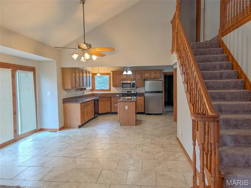 24 Huntington Parkway, St Charles, MO 63301 — listing photo 14 of 29