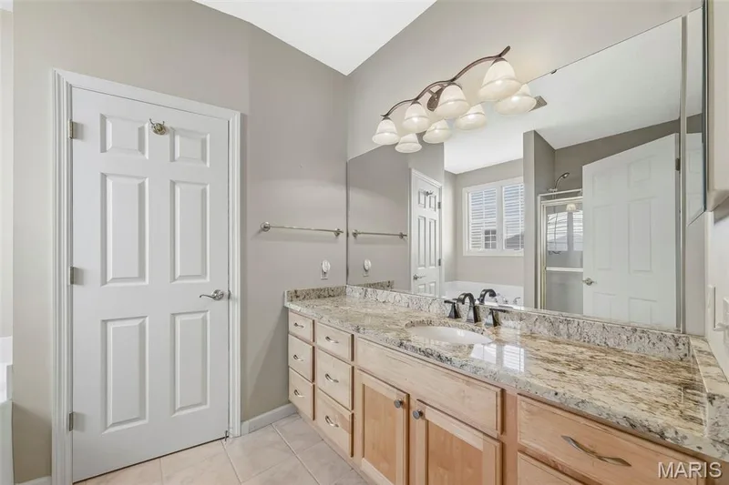 2102 Hawks Landing Drive, Lake St. Louis, MO 63367 — listing photo 39 of 91