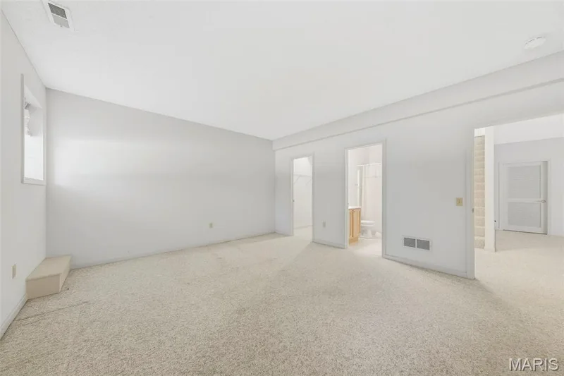 2102 Hawks Landing Drive, Lake St. Louis, MO 63367 — listing photo 59 of 91