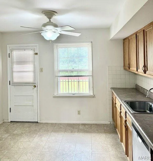 611 Thunderbird Court, Chesterfield, MO 63017 — listing photo 12 of 22