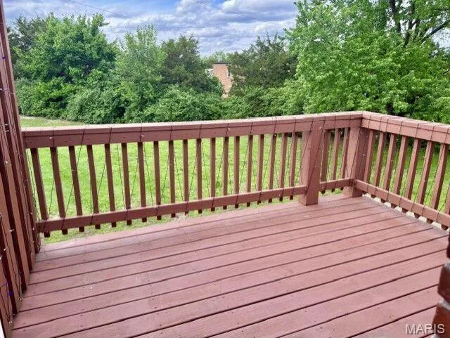 611 Thunderbird Court, Chesterfield, MO 63017 — listing photo 14 of 22