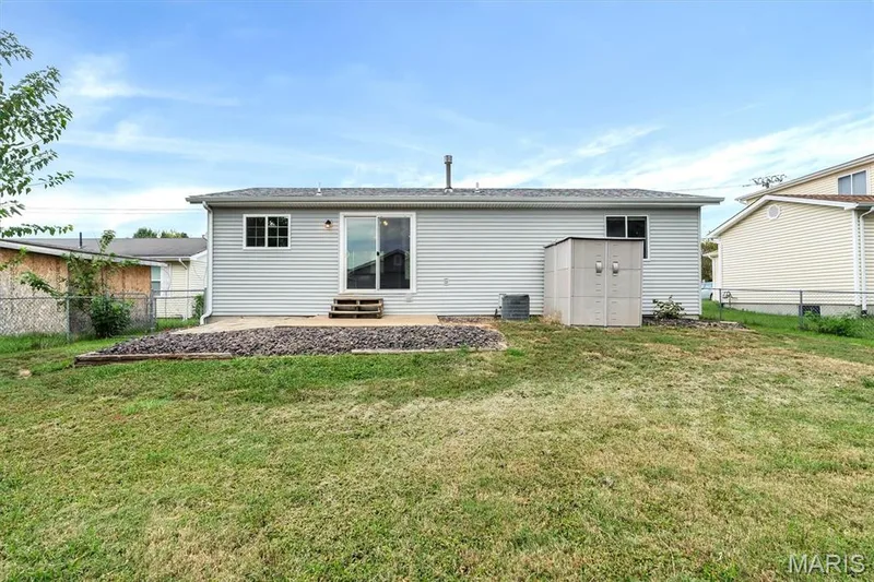 15 Laura Hill Road, St Peters, MO 63376 — listing photo 20 of 25