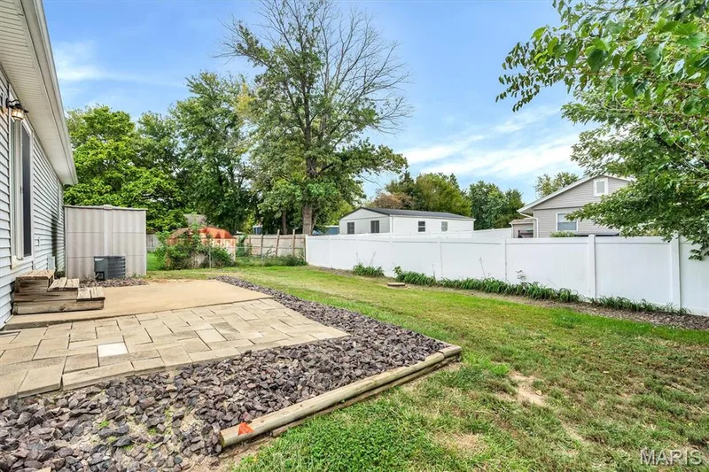 15 Laura Hill Road, St Peters, MO 63376 — listing photo 23 of 25