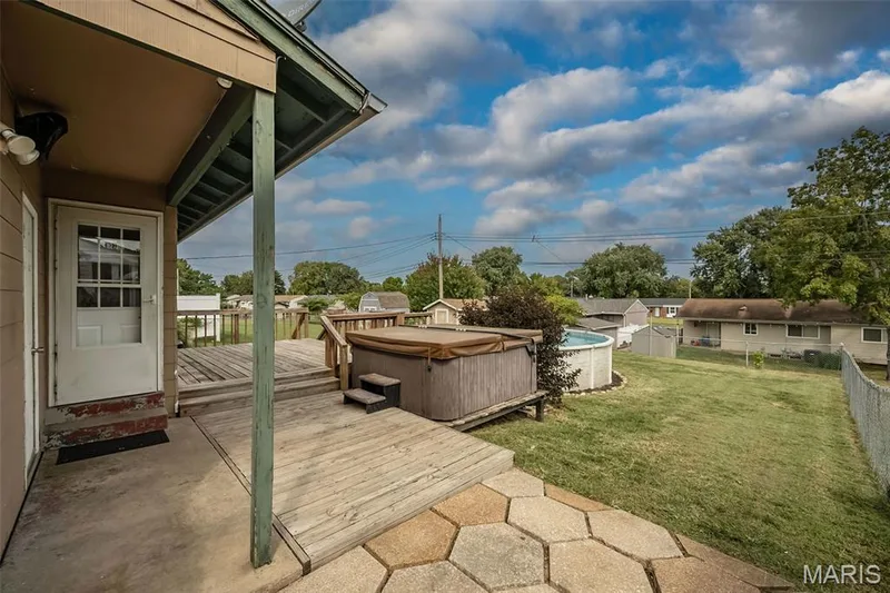 3224 Highgate Lane, St Charles, MO 63301 — listing photo 30 of 39