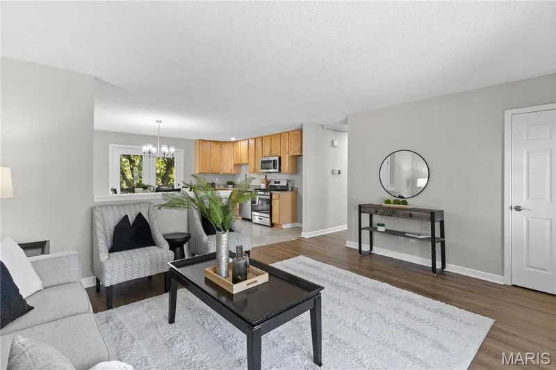 3609 Arlington Drive, St Charles, MO 63303 — listing photo 4 of 27