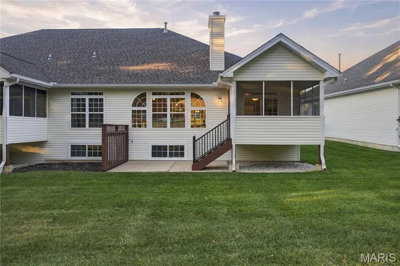 2450 Golden Bear Way #703A, Wentzville, MO 63385 — listing photo 28 of 34