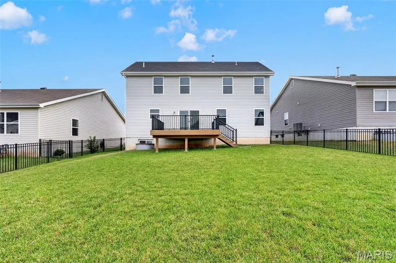 1661 Woods Mill Drive, Wentzville, MO 63385 — listing photo 6 of 48