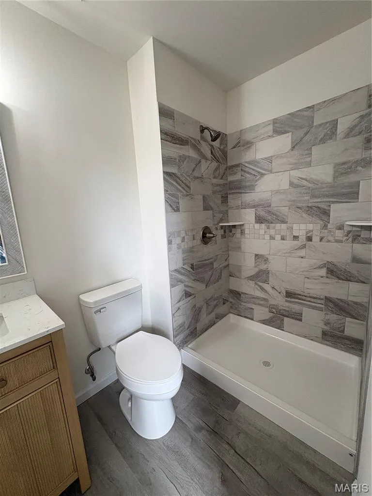 101 S Willow Grove Court, St Peters, MO 63376 — listing photo 10 of 24