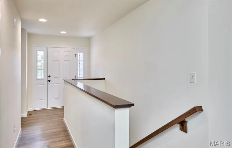 526 Brookside Forest Court, O'Fallon, MO 63366 — listing photo 5 of 32