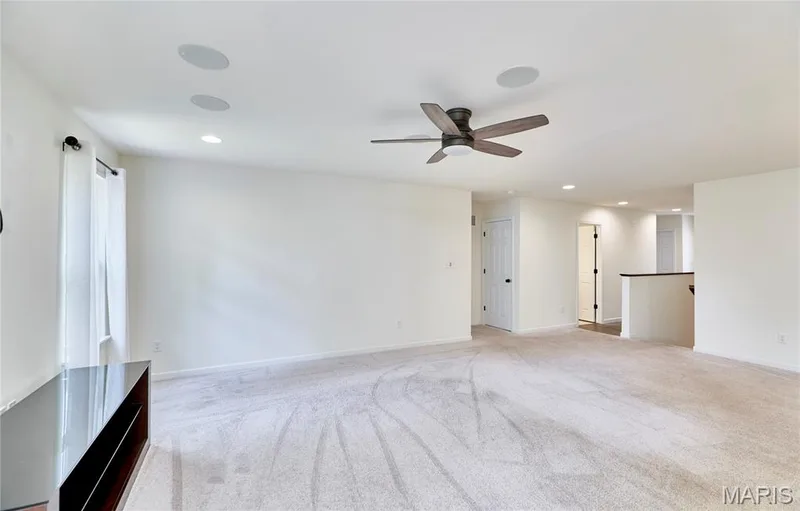526 Brookside Forest Court, O'Fallon, MO 63366 — listing photo 9 of 32