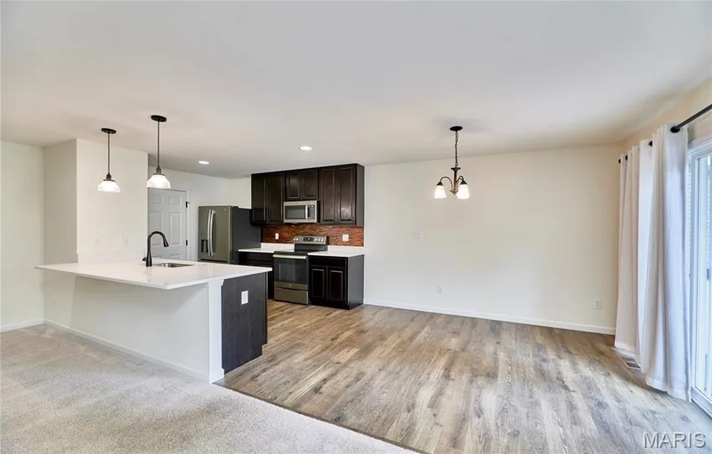 526 Brookside Forest Court, O'Fallon, MO 63366 — listing photo 10 of 32