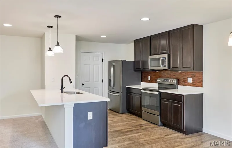 526 Brookside Forest Court, O'Fallon, MO 63366 — listing photo 11 of 32