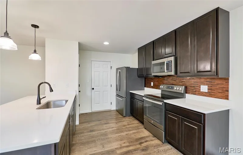 526 Brookside Forest Court, O'Fallon, MO 63366 — listing photo 14 of 32