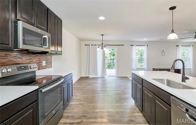 526 Brookside Forest Court, O'Fallon, MO 63366 — listing photo 18 of 32