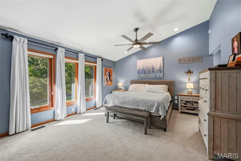 2 Deer Field Ridge Road, Chesterfield, MO 63005 — listing photo 23 of 73