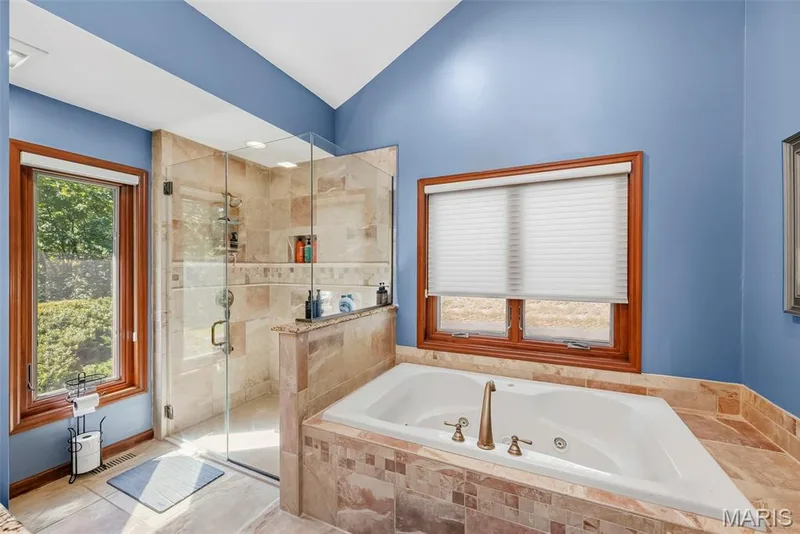 2 Deer Field Ridge Road, Chesterfield, MO 63005 — listing photo 30 of 73