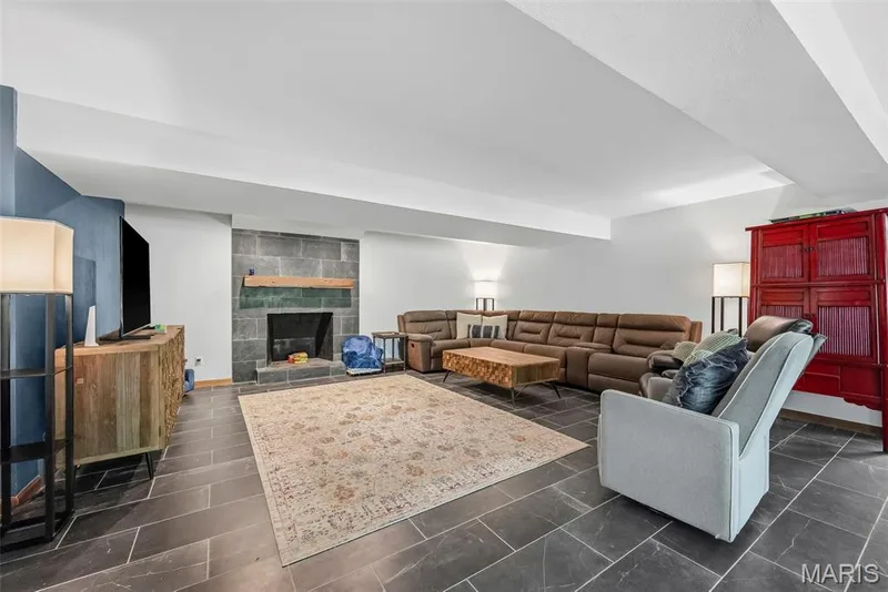 2 Deer Field Ridge Road, Chesterfield, MO 63005 — listing photo 41 of 73
