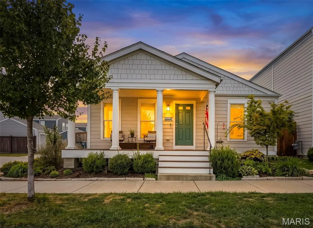 6002 Suntan Drive, St Charles, MO 63301 — listing photo 1 of 49