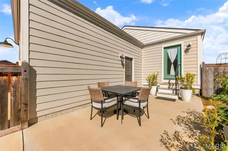 6002 Suntan Drive, St Charles, MO 63301 — listing photo 30 of 49