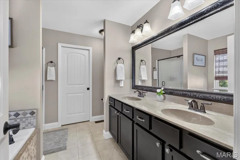 3520 Big Bear Court, Wentzville, MO 63385 — listing photo 20 of 56