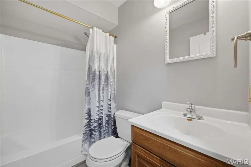 637 Norma Drive, St Charles, MO 63301 — listing photo 14 of 28
