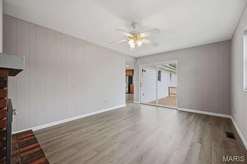637 Norma Drive, St Charles, MO 63301 — listing photo 16 of 28