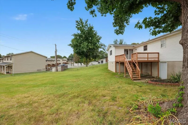 637 Norma Drive, St Charles, MO 63301 — listing photo 19 of 28
