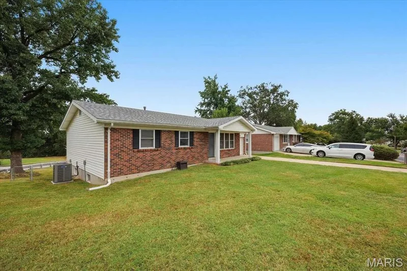 637 Norma Drive, St Charles, MO 63301 — listing photo 22 of 28