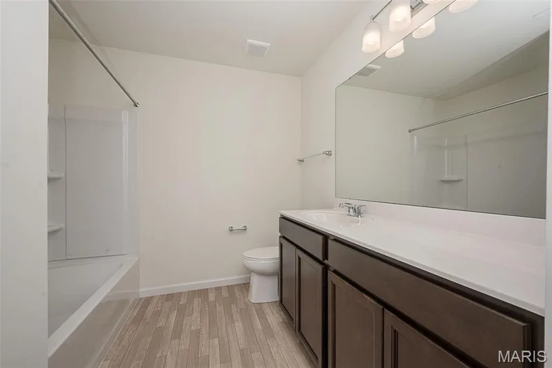 1018 Westhaven Boulevard, Wentzville, MO 63385 — listing photo 31 of 38