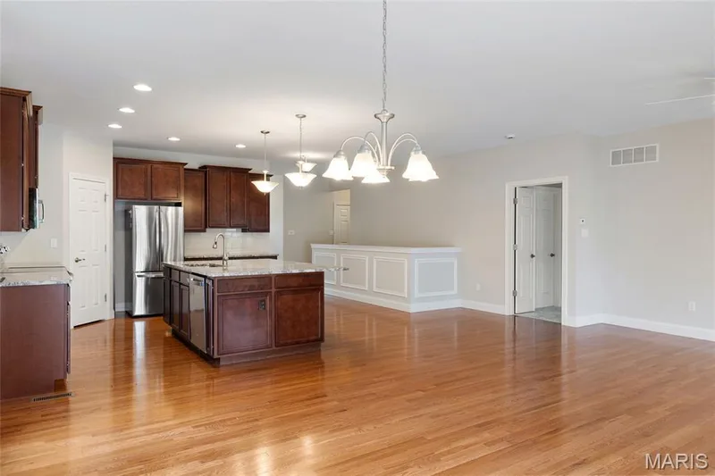 1247 Emerald Gardens Drive, St Peters, MO 63376 — listing photo 13 of 47