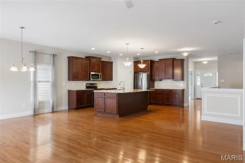 1247 Emerald Gardens Drive, St Peters, MO 63376 — listing photo 14 of 47