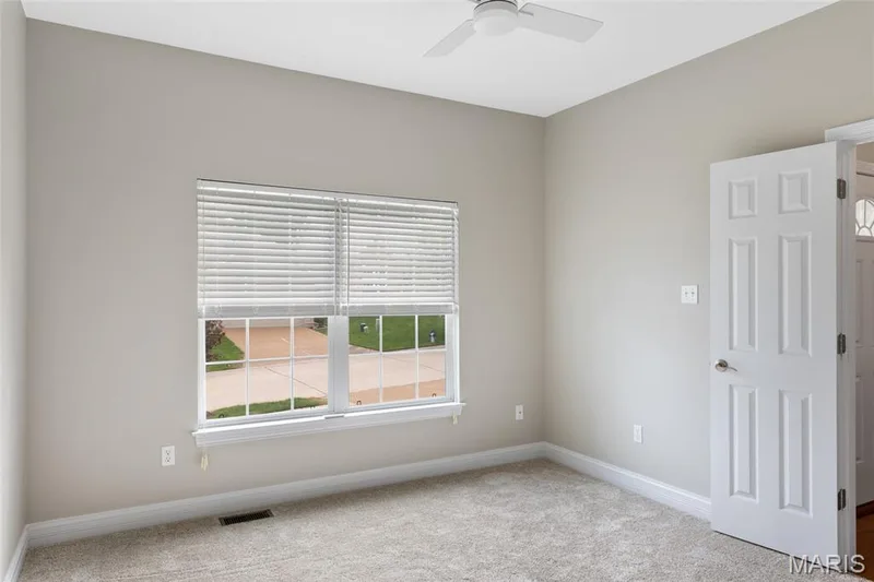 1247 Emerald Gardens Drive, St Peters, MO 63376 — listing photo 18 of 47