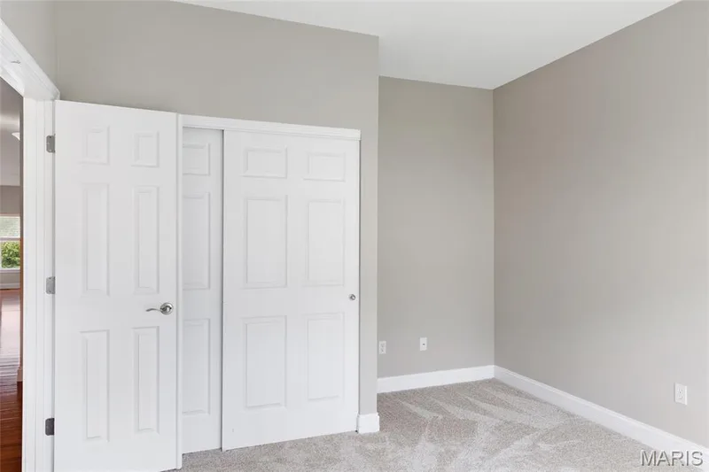 1247 Emerald Gardens Drive, St Peters, MO 63376 — listing photo 20 of 47