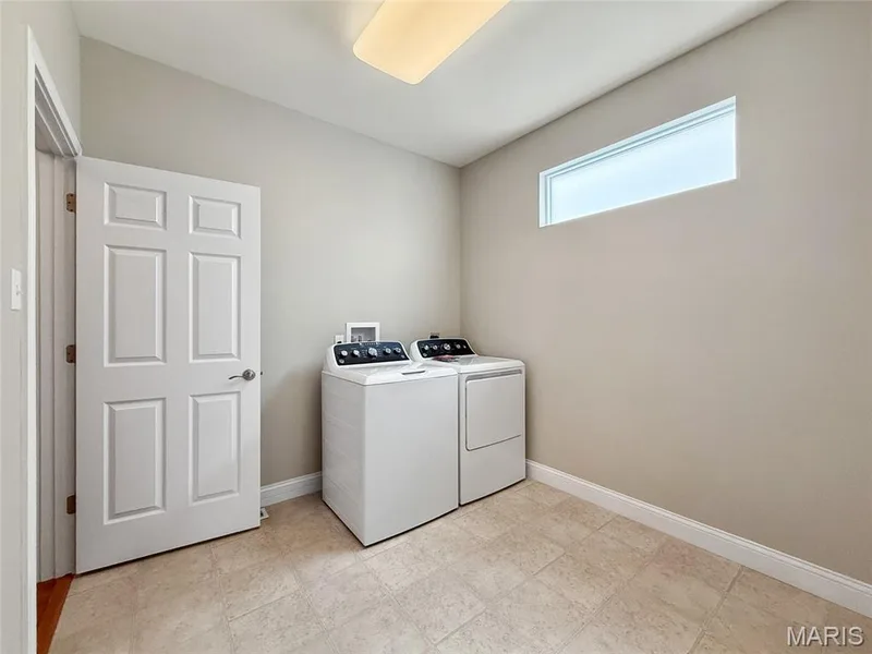 1247 Emerald Gardens Drive, St Peters, MO 63376 — listing photo 34 of 47