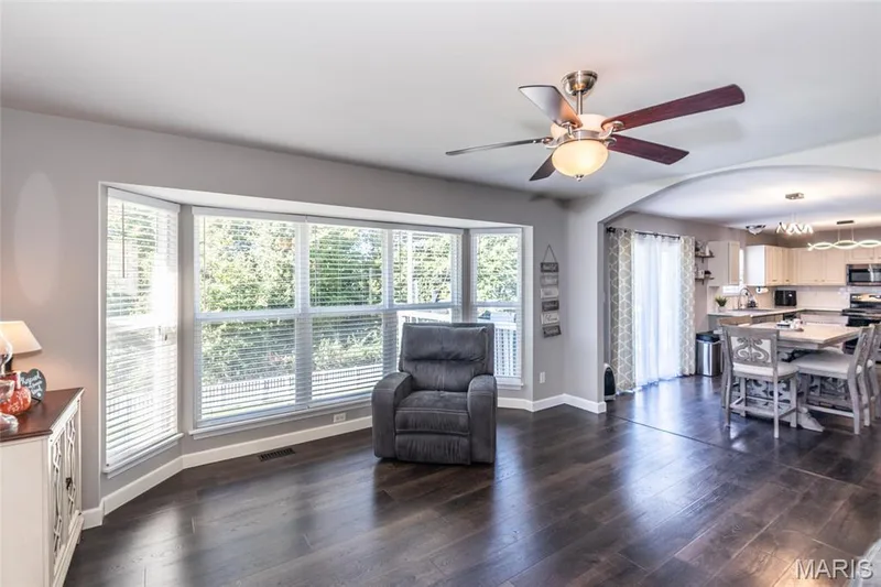 232 Spring Borough Drive, O'Fallon, MO 63368 — listing photo 16 of 40
