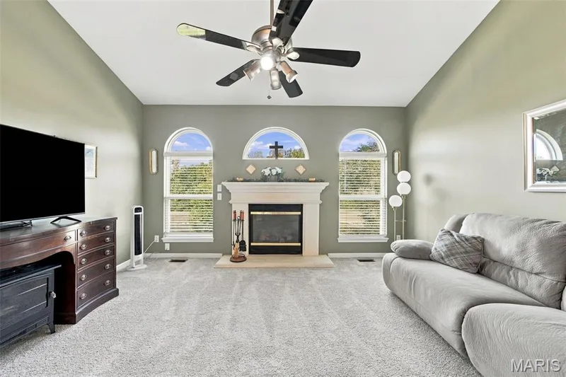 408 Saint Gemma Drive, O'Fallon, MO 63366 — listing photo 4 of 50