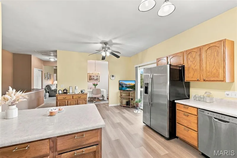408 Saint Gemma Drive, O'Fallon, MO 63366 — listing photo 9 of 50