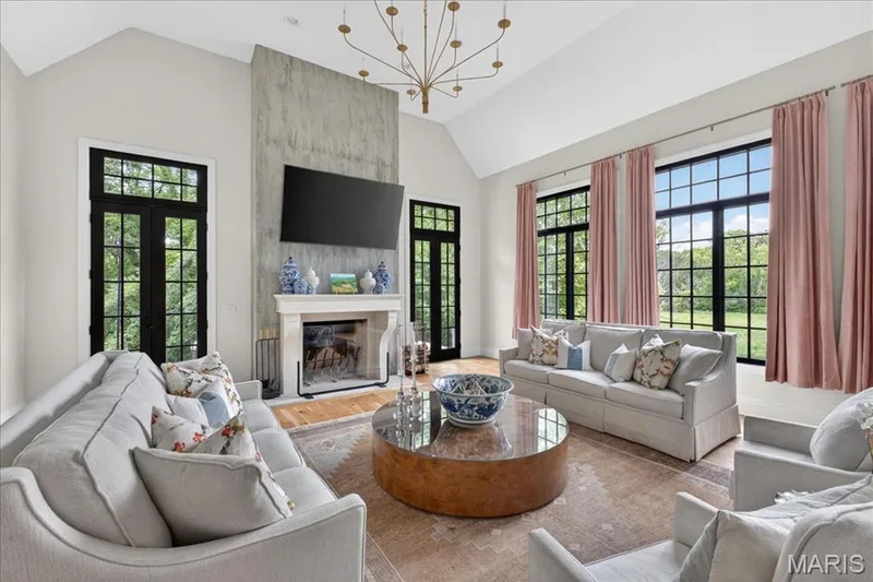 744 Spiceberry Lane, Wildwood, MO 63005 — listing photo 23 of 54
