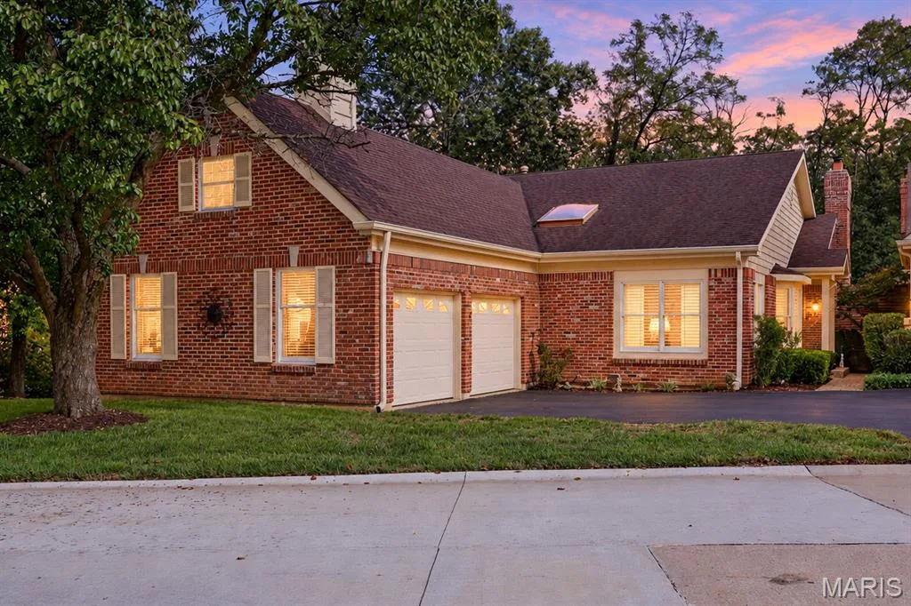1627 Timberlake Manor Parkway, Chesterfield, MO 63017 — listing photo 1 of 48