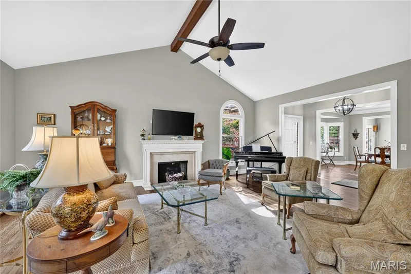 1627 Timberlake Manor Parkway, Chesterfield, MO 63017 — listing photo 14 of 48