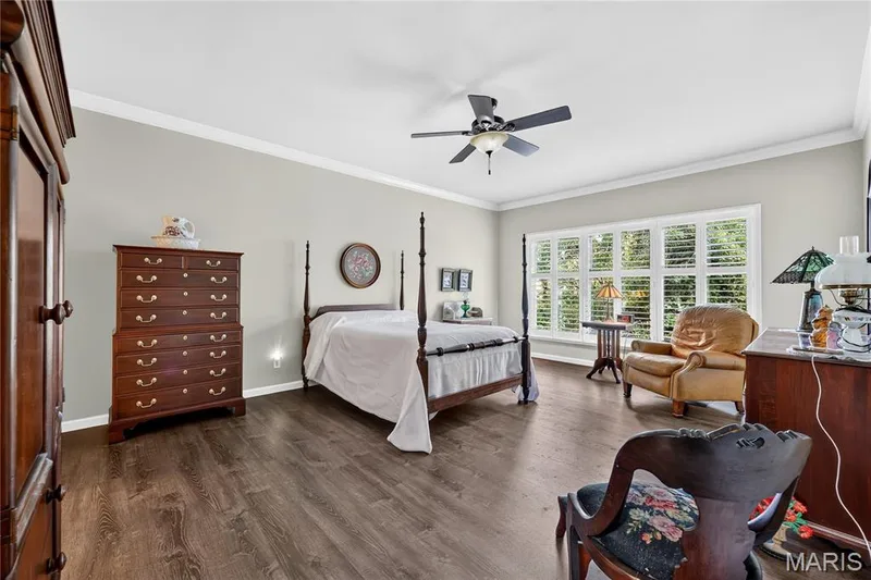 1627 Timberlake Manor Parkway, Chesterfield, MO 63017 — listing photo 17 of 48