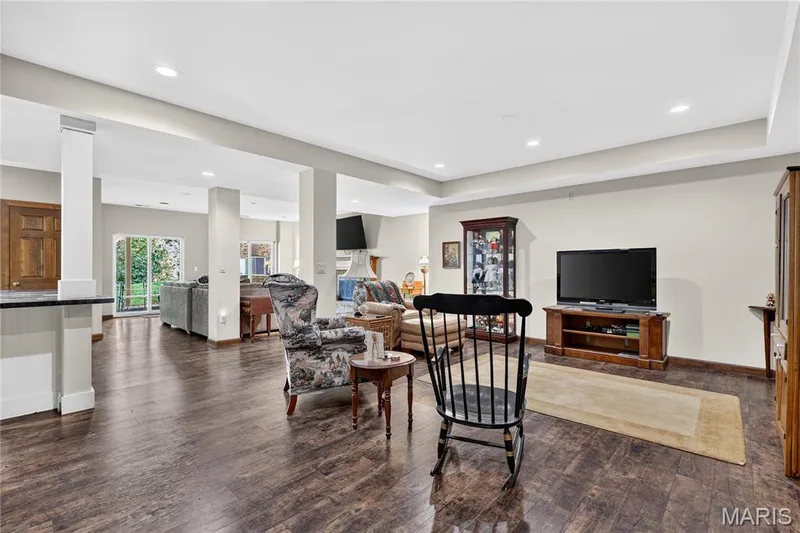1627 Timberlake Manor Parkway, Chesterfield, MO 63017 — listing photo 30 of 48