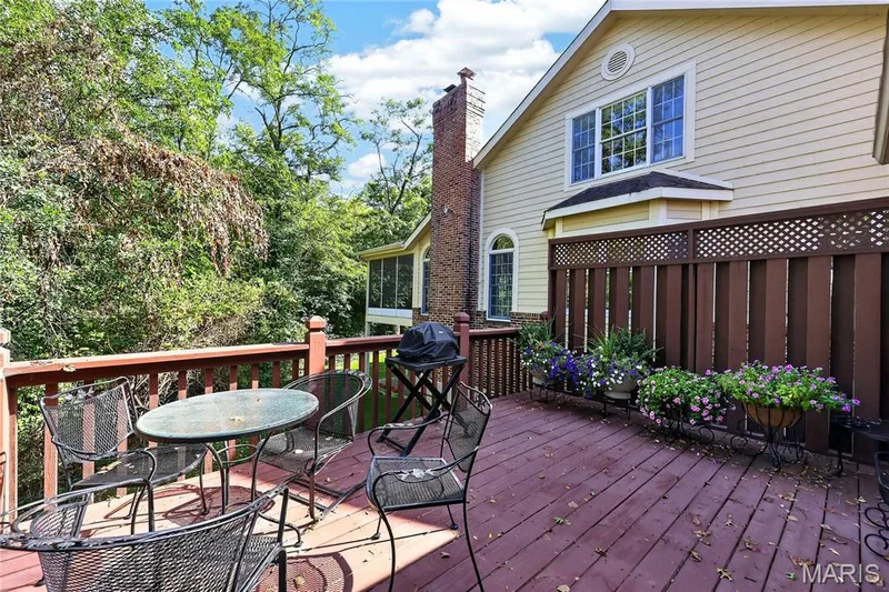 1627 Timberlake Manor Parkway, Chesterfield, MO 63017 — listing photo 39 of 48